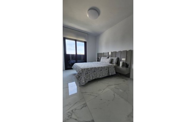 Resale - Apartment -
Orihuela Costa - Los Altos
