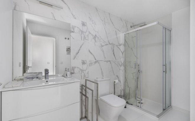 Revente - Appartement -
San Miguel de Salinas - Inland