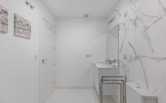 Revente - Appartement -
San Miguel de Salinas - Inland