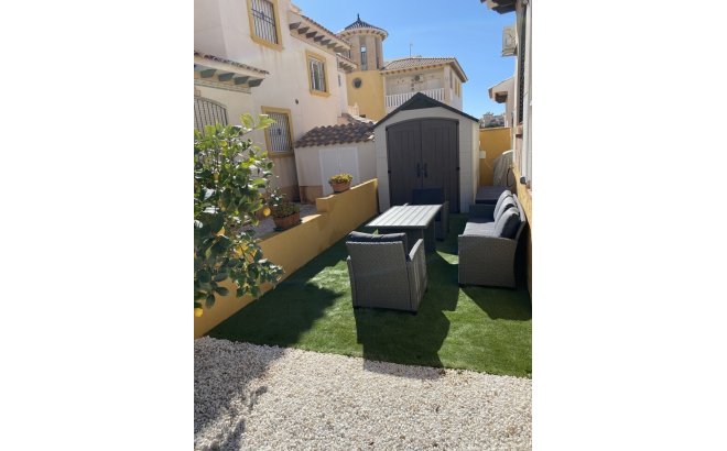 Resale - Bungalow -
Lomas de Caboroig - Costa Blanca