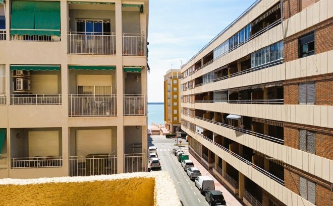 Resale - Apartment -
Torrevieja - Costa Blanca