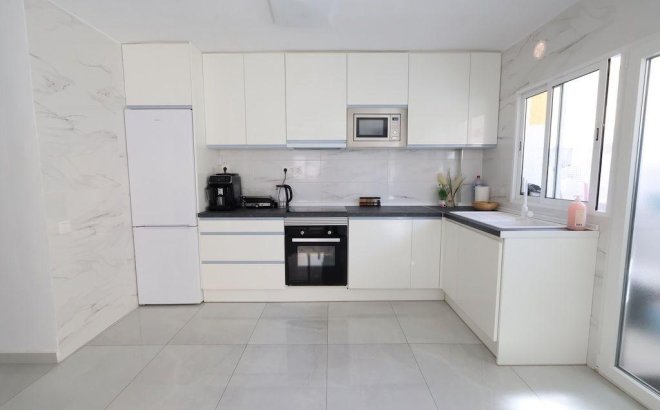 Resale - Apartment -
Torrevieja - Costa Blanca
