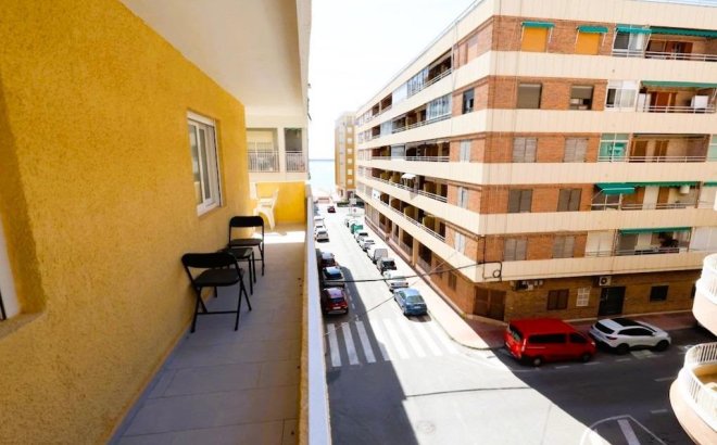 Resale - Apartment -
Torrevieja - Costa Blanca