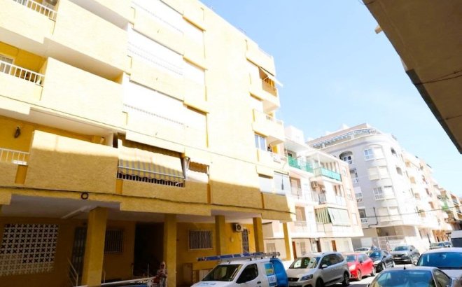 Resale - Apartment -
Torrevieja - Costa Blanca