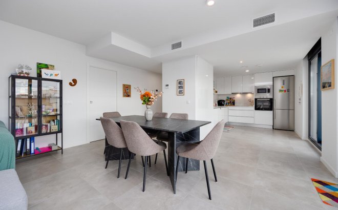 Resale - Penthouse -
Orihuela Costa - Costa Blanca