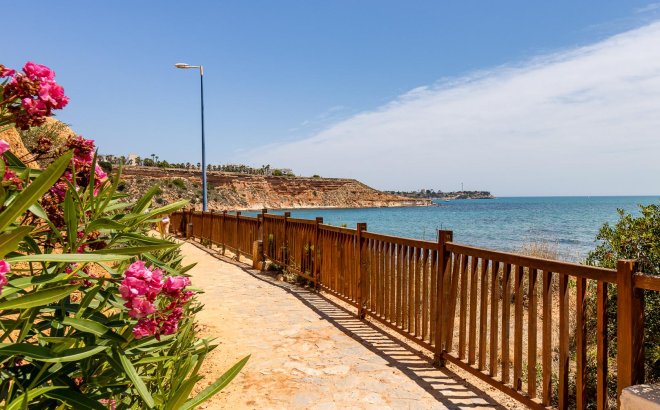 Resale - Penthouse -
Orihuela Costa - Costa Blanca