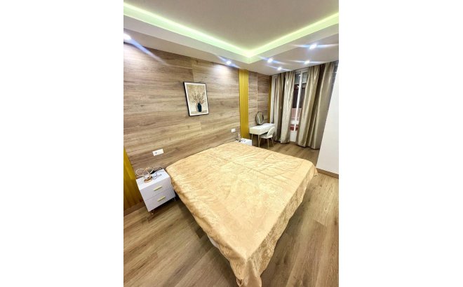 Resale - Apartment -
Torrevieja - Centro - Muelle Pesquero