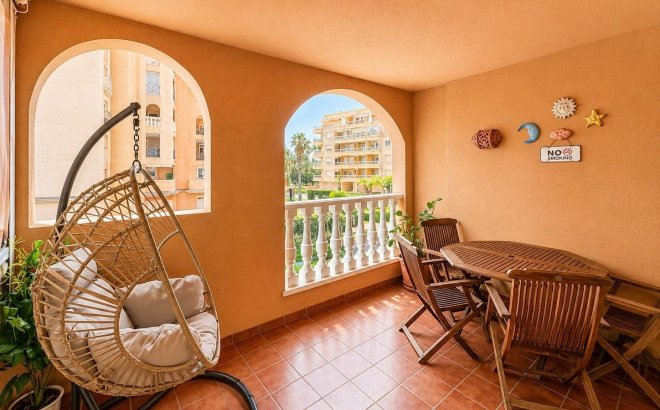 Resale - Apartment -
Torrevieja - Los Frutales