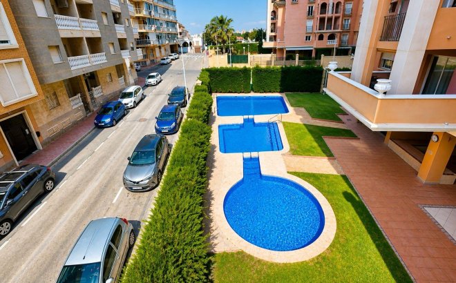 Resale - Apartment -
Torrevieja - Los Frutales