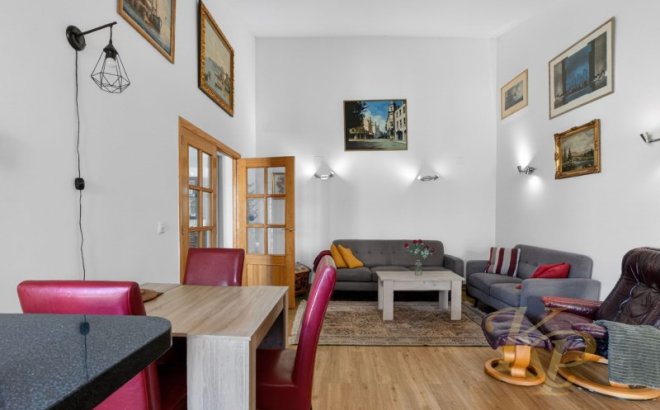 Resale - Villa -
Torrevieja - Costa Blanca