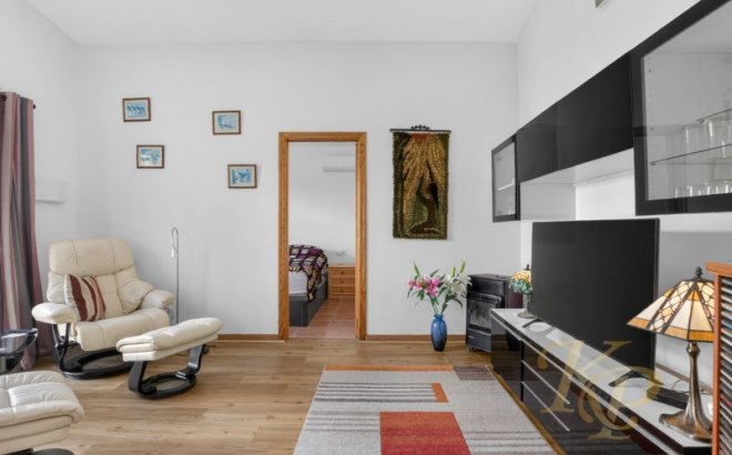 Resale - Villa -
Torrevieja - Costa Blanca