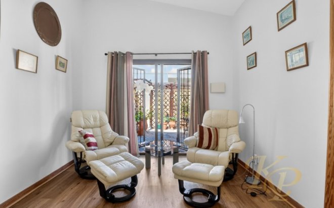 Resale - Villa -
Torrevieja - Costa Blanca
