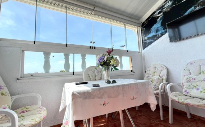 Resale - Bungalow -
Torrevieja - Aguas Nuevas