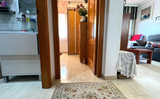 Resale - Bungalow -
Torrevieja - Aguas Nuevas