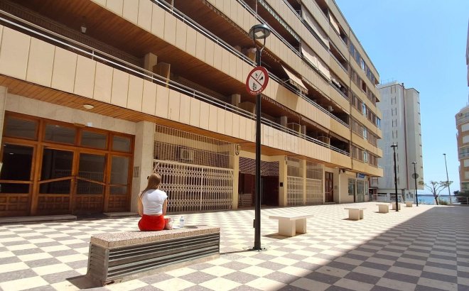 Resale - Apartment -
Torrevieja - Acequion