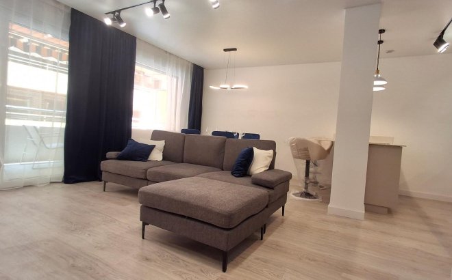 Resale - Apartment -
Torrevieja - Acequion