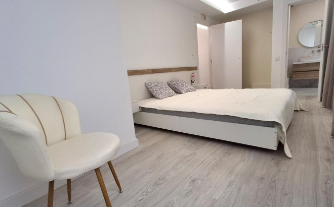 Resale - Apartment -
Torrevieja - Acequion