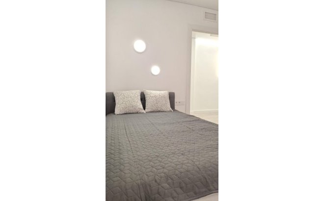 Resale - Apartment -
Torrevieja - Acequion