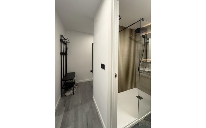Resale - Apartment -
Torrevieja - Centro