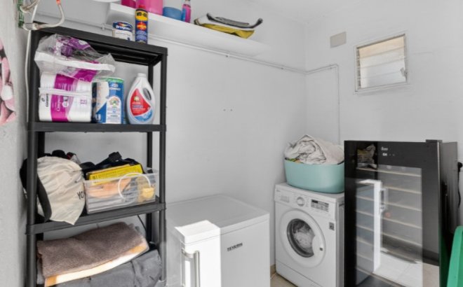 Resale - Villa -
Torrevieja - Costa Blanca
