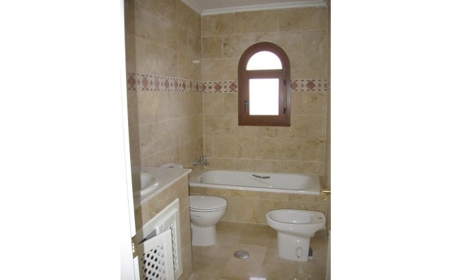 Resale - Town House -
Orihuela Costa - PAU 8
