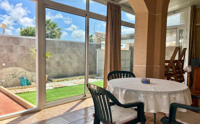 Resale - Villa -
Torrevieja - San Luis