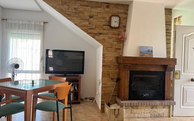 Resale - Villa -
Torrevieja - San Luis