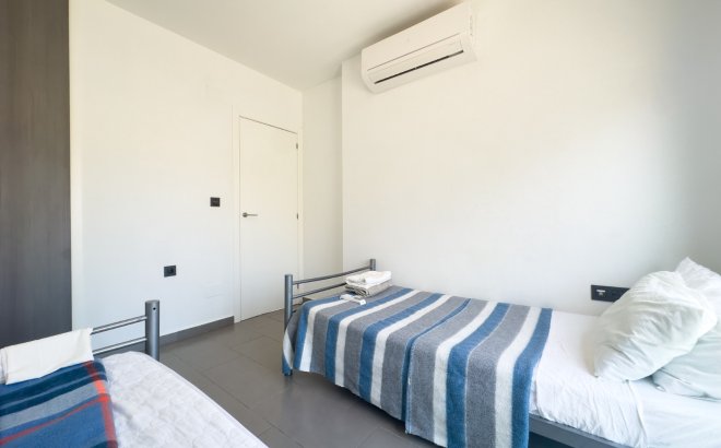 Resale - Apartment -
La Zenia - Costa Blanca