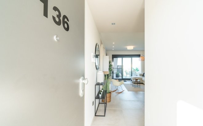 Resale - Apartment -
El Raso - Costa Blanca