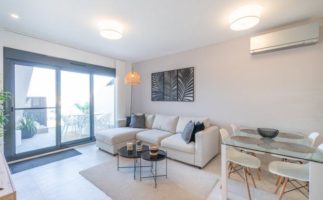 Resale - Apartment -
El Raso - Costa Blanca