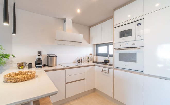 Resale - Apartment -
El Raso - Costa Blanca