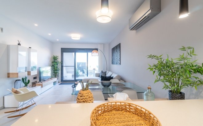 Resale - Apartment -
El Raso - Costa Blanca