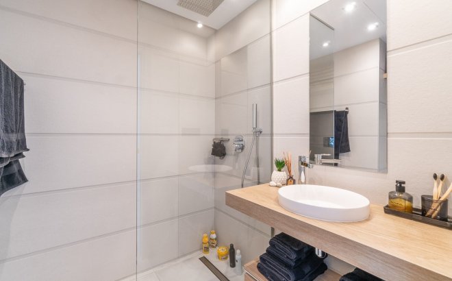 Resale - Apartment -
El Raso - Costa Blanca