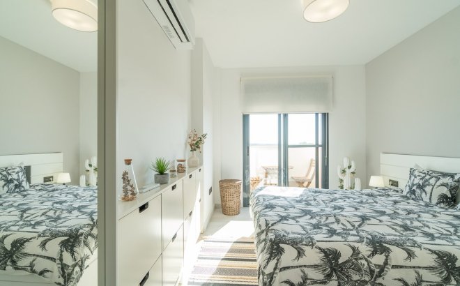 Resale - Apartment -
El Raso - Costa Blanca