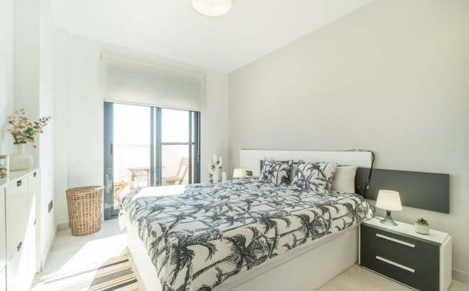 Resale - Apartment -
El Raso - Costa Blanca
