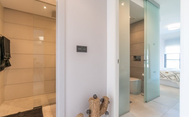Resale - Apartment -
El Raso - Costa Blanca