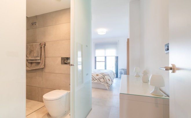 Resale - Apartment -
El Raso - Costa Blanca