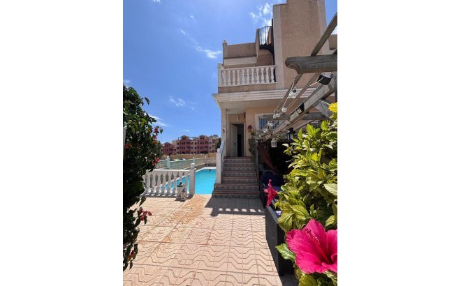 Resale - Town House -
Villamartin - Costa Blanca