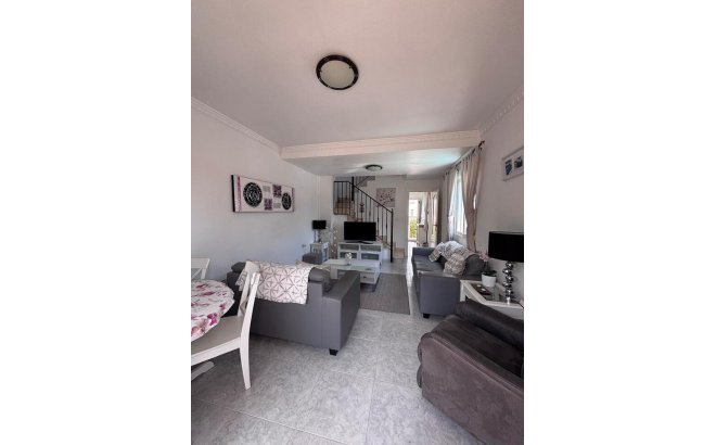 Resale - Town House -
Villamartin - Costa Blanca