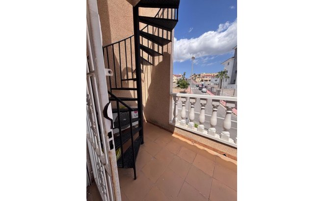 Resale - Town House -
Villamartin - Costa Blanca