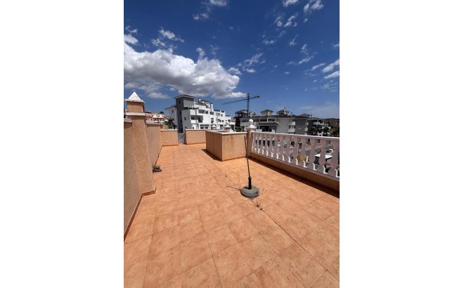 Resale - Town House -
Villamartin - Costa Blanca