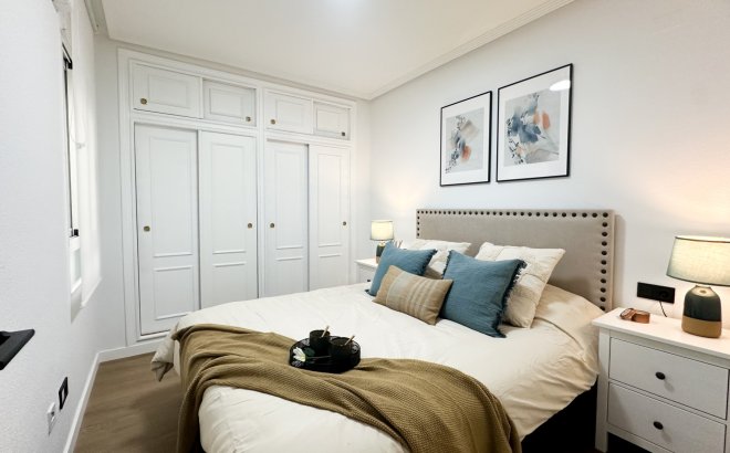 Resale - Apartment -
Orihuela Costa - Costa Blanca