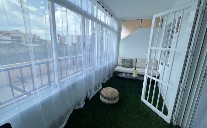 Resale - Apartment -
Orihuela Costa - Costa Blanca