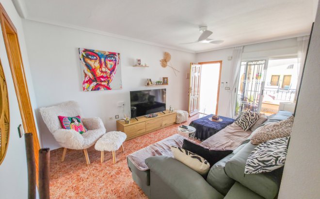 Resale - Apartment -
Vistabella Golf Entre Naranjos - Inland