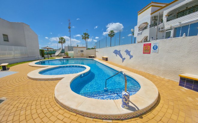 Resale - Apartment -
Vistabella Golf Entre Naranjos - Inland