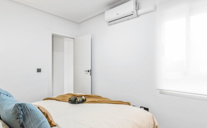 Resale - Apartment -
Orihuela Costa - Costa Blanca