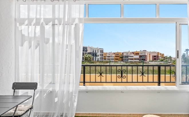 Resale - Apartment -
Orihuela Costa - Costa Blanca
