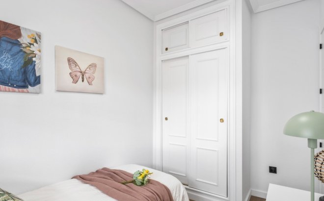 Resale - Apartment -
Orihuela Costa - Costa Blanca