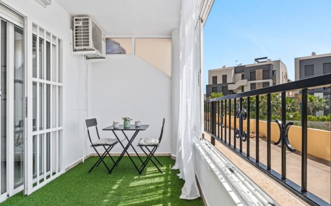 Resale - Apartment -
Orihuela Costa - Costa Blanca