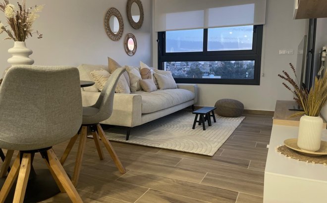 Resale - Penthouse -
Orihuela Costa - Las Filipinas